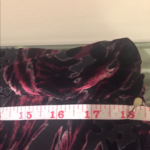 ⬇️Long sleeve burnout velvet multi coloured dress - Picture 6 of 6